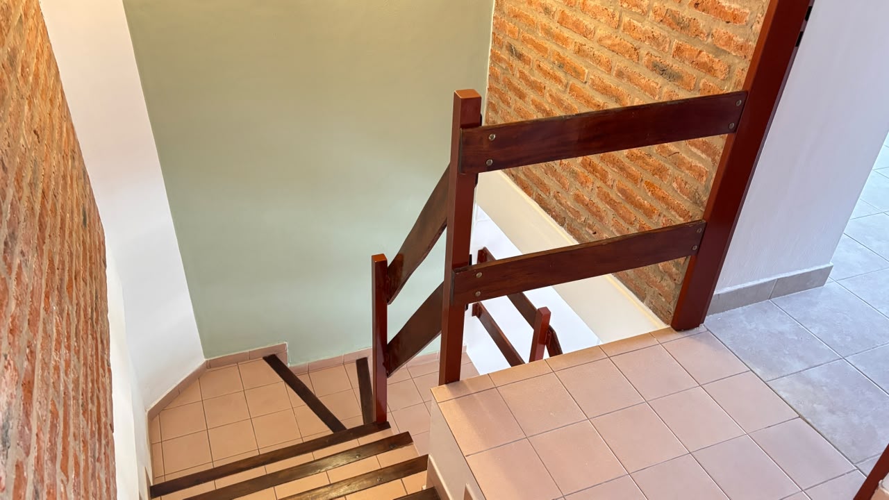 ESCALERA 1