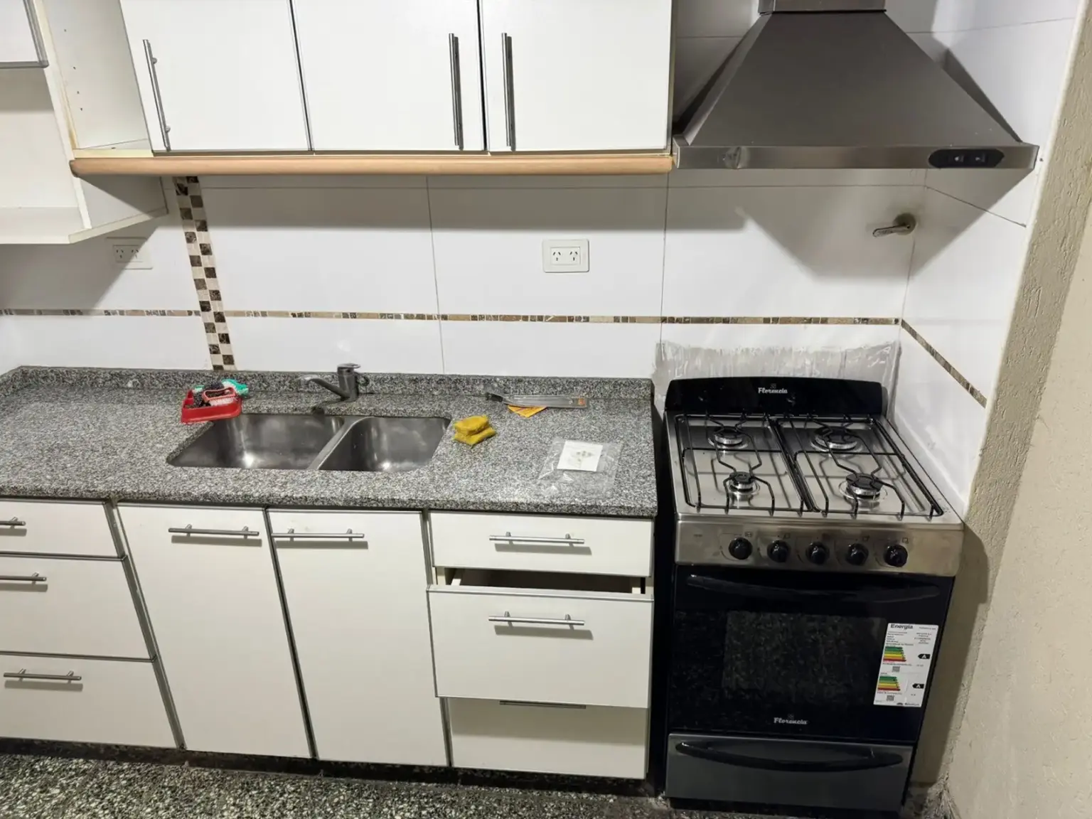 de9b178e-0f79-4f5f-95cd-8ae9f0edf098_u_large