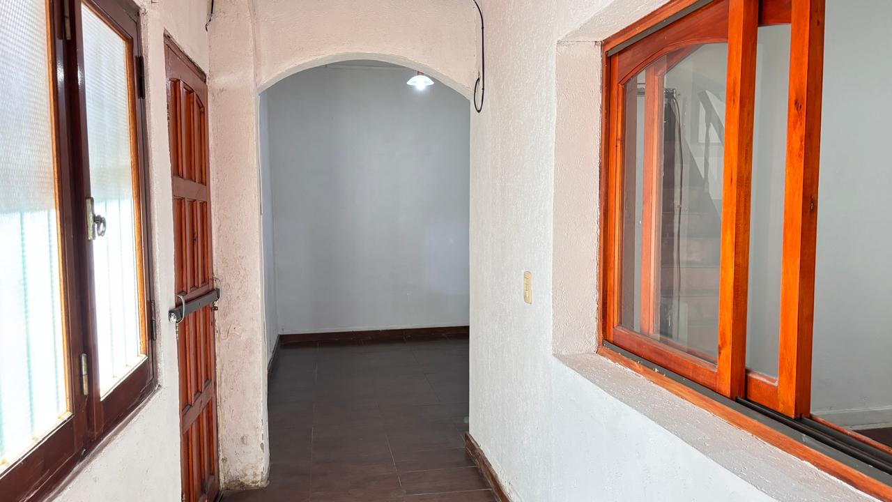 GUEMES 3396 HALL ENTRADA