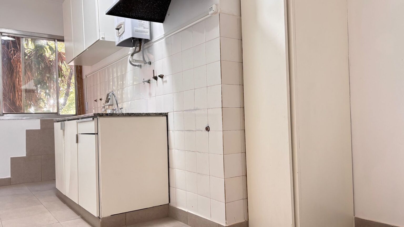 TAPIALES 1420 COCNA ABAJO A ARRIBA