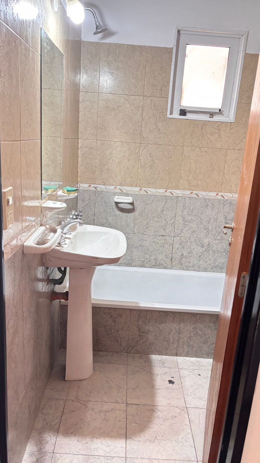 WhatsApp Image 2026-04-10 at 9.38.33 AM BÑO