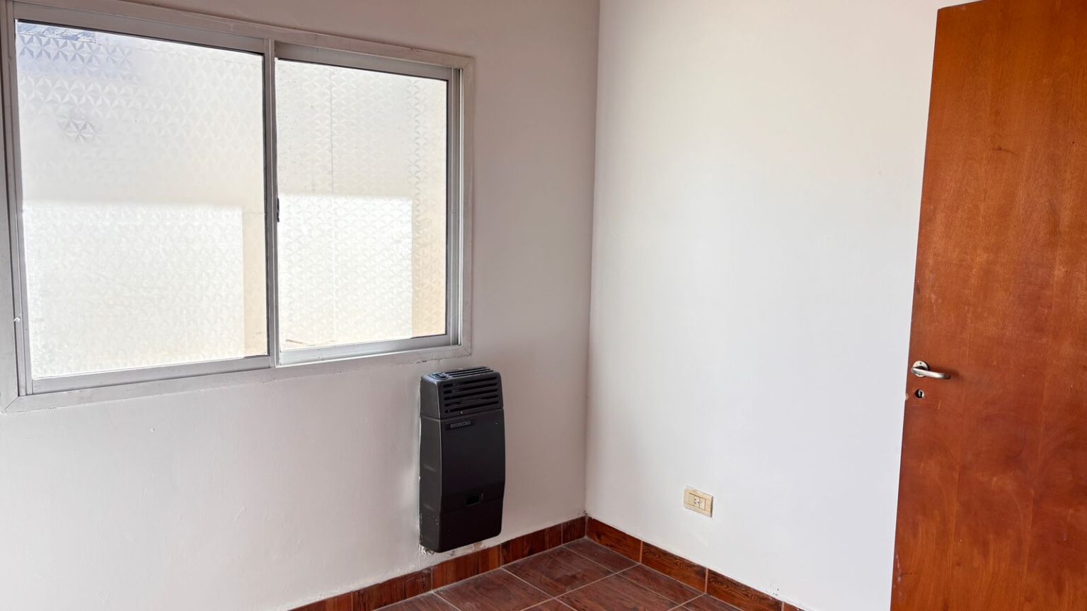 WhatsApp Image 2026-04-10 at 9.38.35 AM DORM CFTE A VTRNA