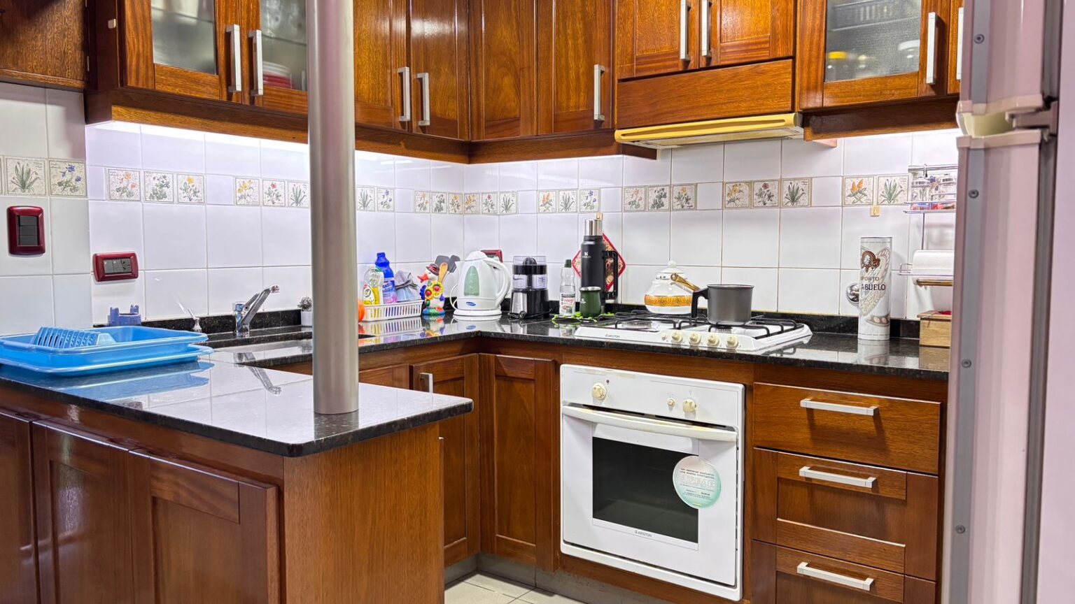 WhatsApp Image 2026-04-10 COCINA AMB