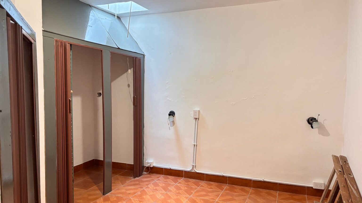 ROCA 3957 DORM 1