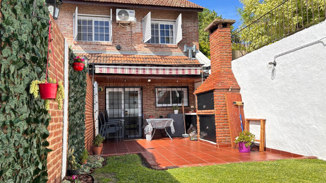 CHACABUCO 724 JARDIN CERCA A CASA