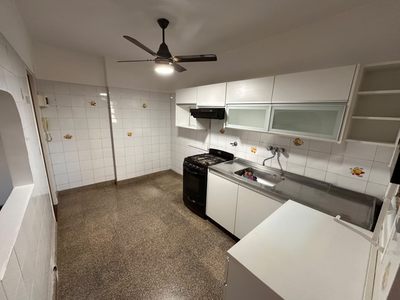 MAIPU 3000 COCINA CERCA