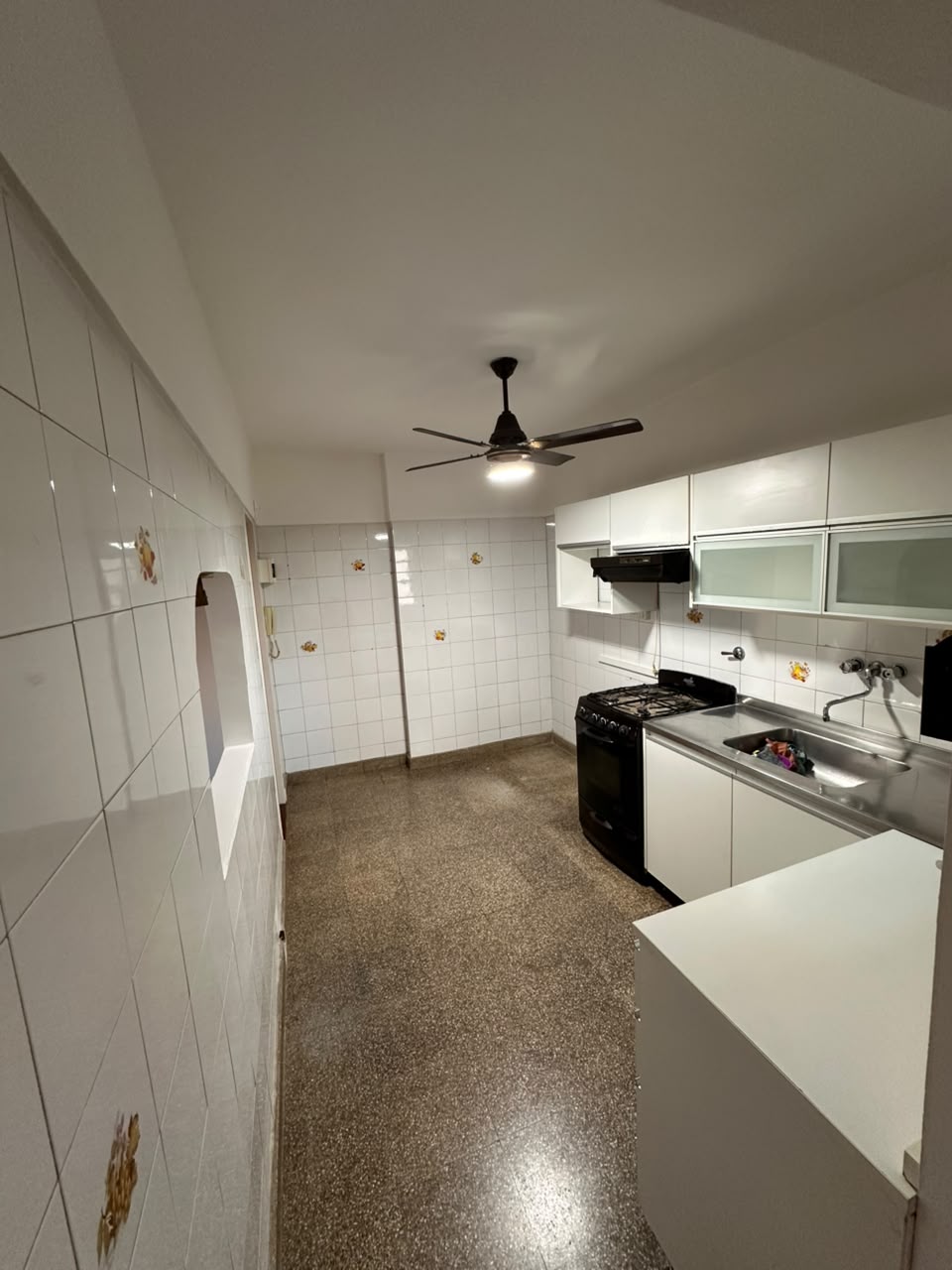 MAIPU 3000 COCINA LARGO