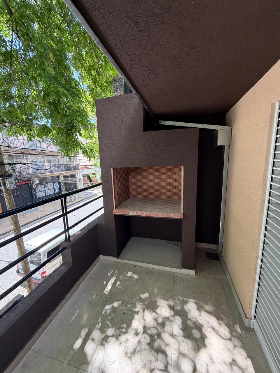 UGARTE 3090 BALCON PARRILLA