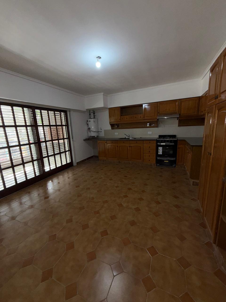 UGARTE 3090 PA COCINA AMOBLAM