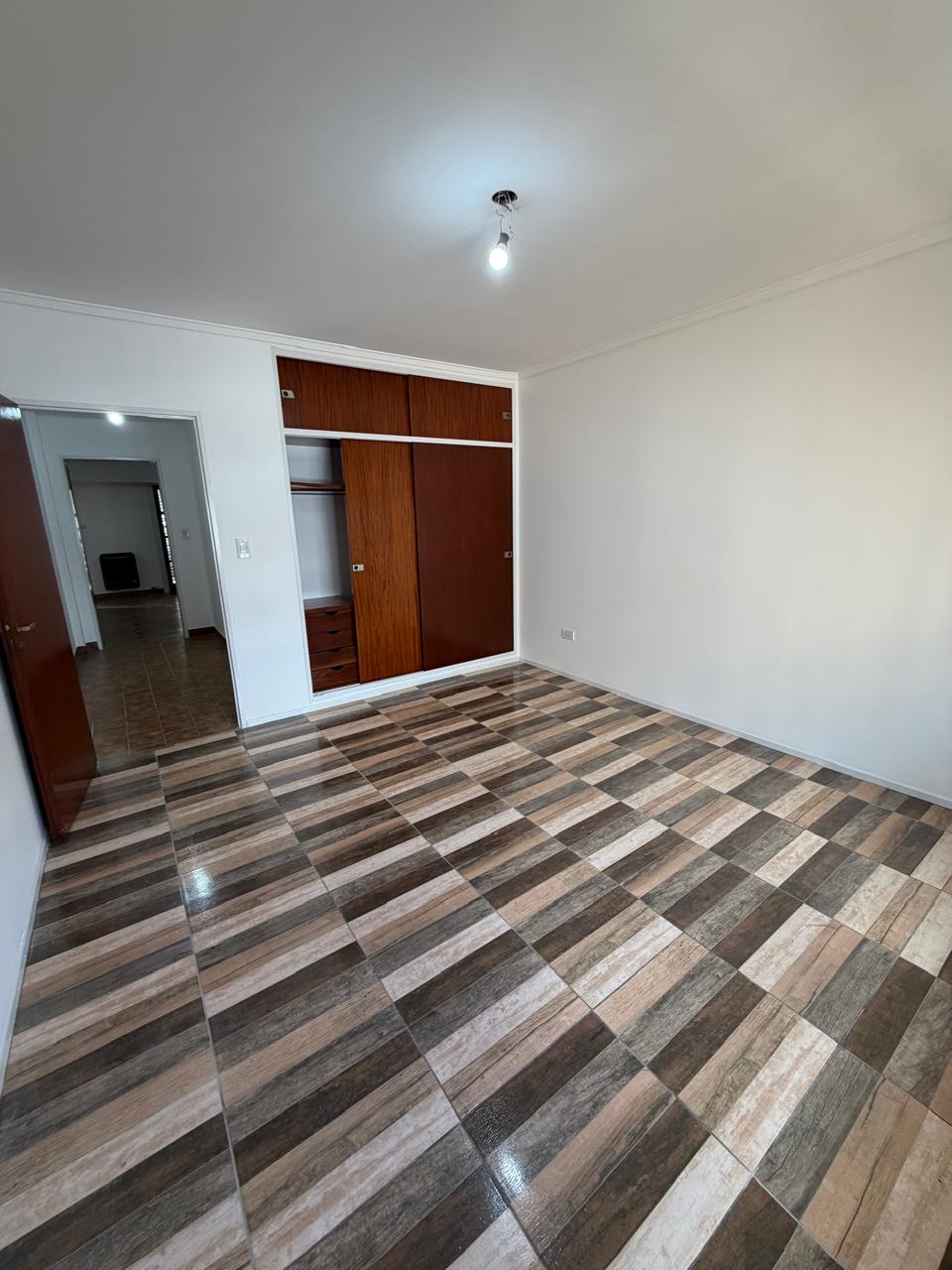 UGARTE 3090 PA DORM APLACARD